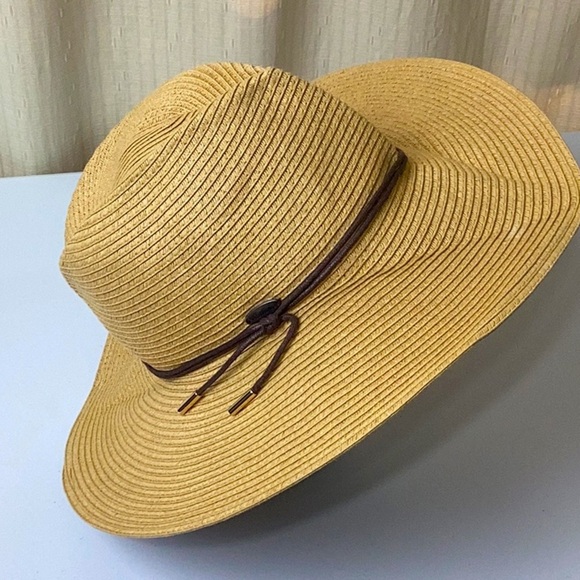 Wallaroo The Montecito Neutral Hat. - Picture 1 of 8